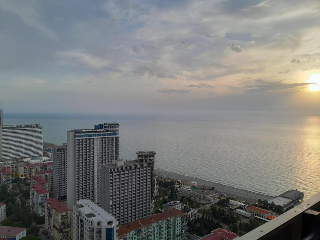 Orbit Hotel Best Beach Batumi Eksteriør bilde